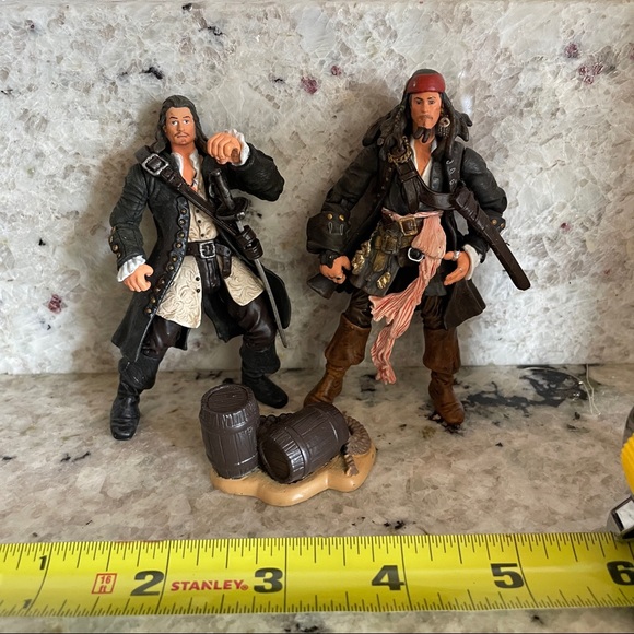 Pirates of the Caribbean Captain Jack Sparrow & Will Turner Action Figures 🏴‍☠️ - Picture 3 of 9